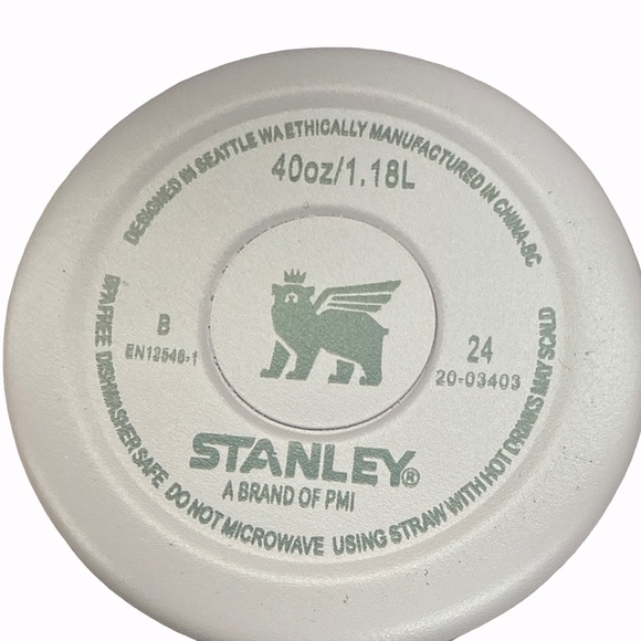 Stanley Pastel Purple Travel Mug
40 oz
New - Picture 7 of 8